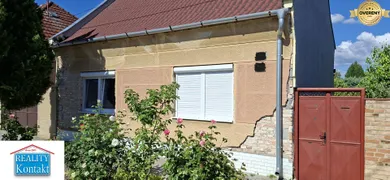 Domy na sprzedaż, 3-pokojowe, Nové Zámky · €114 000
