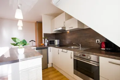 Na prenájom 1-izbový byt, 37 m², Šamorín, Školská