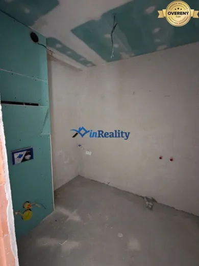 Na predaj 2-izbový byt, 60 m², Hriňová, Školská