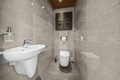 Na prenájom 4-izbový byt, 144 m², Bratislava-Staré Mesto