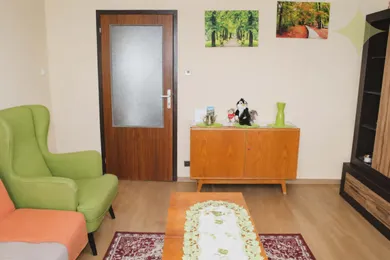 Na prenájom 2-izbový byt, 50 m², Žiar nad Hronom, Svitavská
