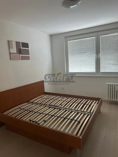 Na prenájom 3-izbový byt, Bratislava-Petržalka, Mamateyova