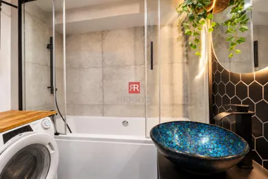 Na prenájom 3-izbový byt, 69 m², Bratislava-Nové Mesto, Riazanská