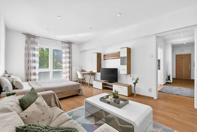 Na predaj 2-izbový byt, 55 m², Bratislava-Ružinov, Páričkova