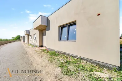 Domy na sprzedaż, 4-pokojowe, Horné Mýto · €219 000