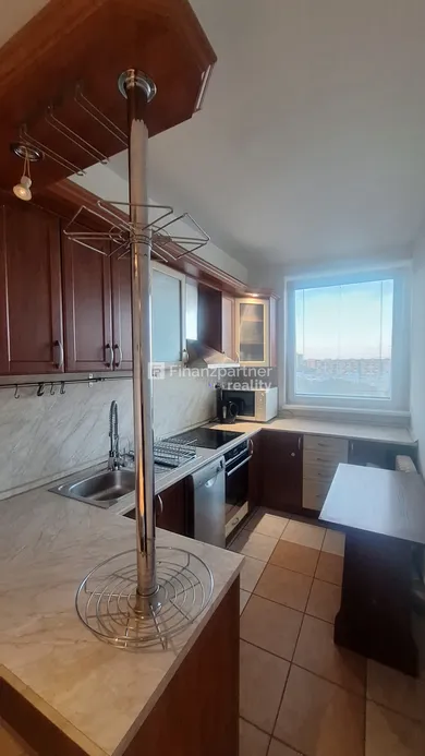 Na predaj 3-izbový byt, 73 m², Bratislava-Podunajské Biskupice