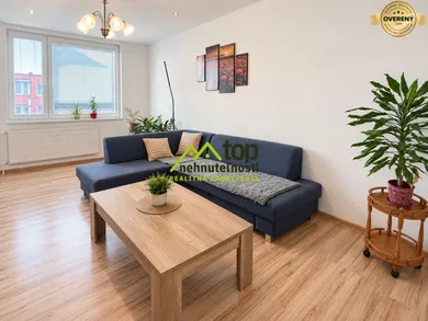 Na predaj 2-izbový byt, 66 m², Bošany, Janka Kráľa