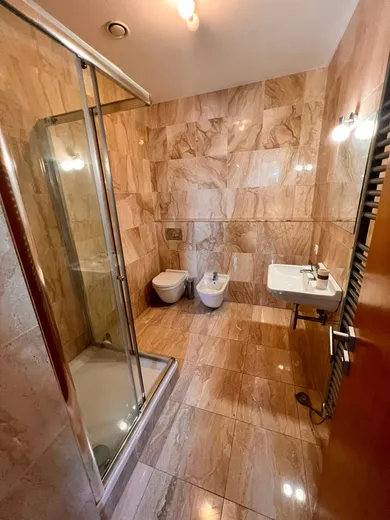 Na prenájom 4-izbový byt, 118 m², Bratislava-Staré Mesto, Hlboká cesta