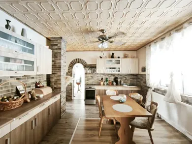 Na predaj dom, 100 m², Koplotovce, x