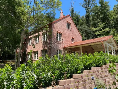 Domy na prenájom, Bratislava-Nové Mesto · €4 000