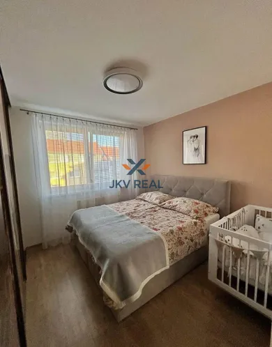 Na prenájom 3-izbový byt, 70 m², Nitra, Jelenecká