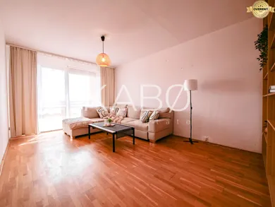 Na predaj 3-izbový byt, 69 m², Piešťany, M. Bela
