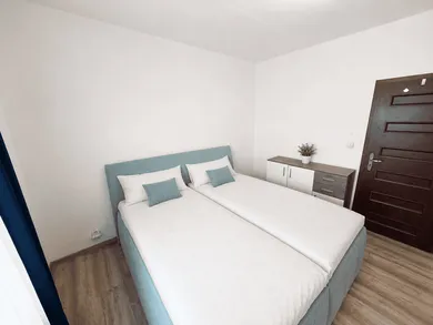 Na prenájom 3-izbový byt, 67 m², Košice-Nad jazerom, Meteorová