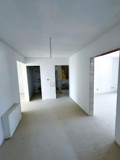 Na predaj 4-izbový byt, 133 m², Trebišov