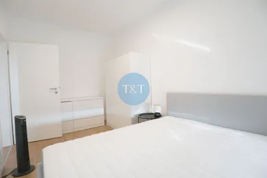 Na prenájom 2-izbový byt, 50 m², Bratislava-Staré Mesto, Šancová