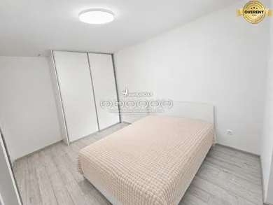 Na predaj 3-izbový byt, 57 m², Trnava, Študentská