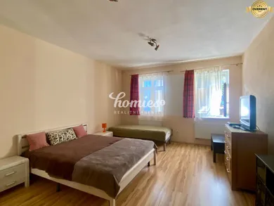 Na prenájom komerčné, 78 m², Nitra, Jaskyňová