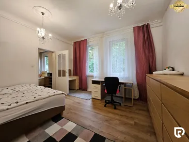 Na prenájom 3-izbový byt, 90 m², Bratislava-Nové Mesto