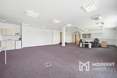 Na prenájom objekt, 108 m², Trnava, Zavarská