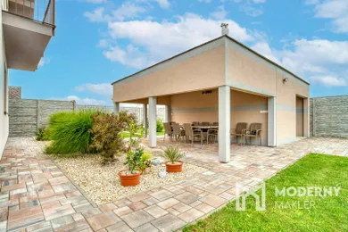 Na predaj 5-izbový dom, 160 m², Malacky