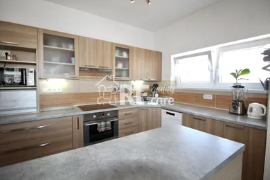 Mieszkania na wynajem, 4-pokojowe, Bratislava-Devínska Nová Ves · €870