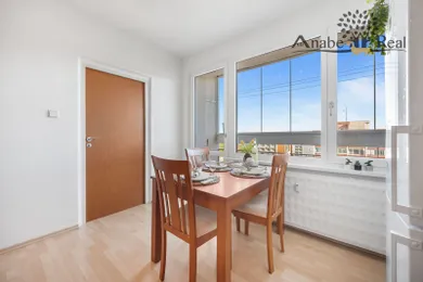 Na predaj 3-izbový byt, 75 m², Bratislava-Lamač, Heyrovského