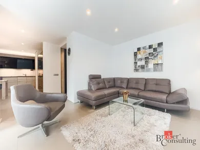 Na prenájom 2-izbový byt, 68 m², Bratislava-Nové Mesto, Bárdošova