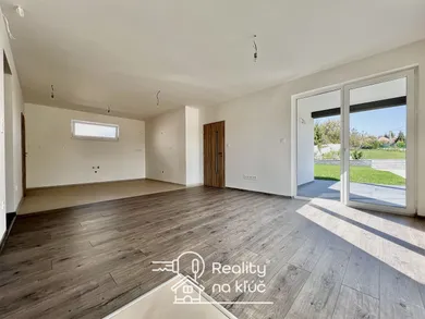 Na predaj dom, 96 m², Jasová