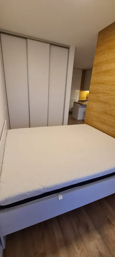 Na prenájom 1-izbový byt, 35 m², Bratislava-Petržalka