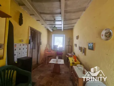 Na predaj 2-izbový dom, 85 m², Dubník