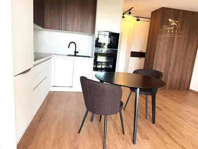 Квартири в оренду, 1-кімнатні, Bratislava-Nové Mesto · €590
