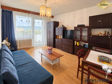 Na predaj 2-izbový byt, 47 m², Piešťany, 8. mája