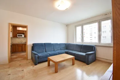 Byty na prenájom 4-izbový, Bratislava-Karlova Ves · €900