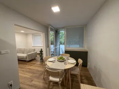 Na prenájom 2-izbový byt, 55 m², Trnava, Gejzu Dusíka