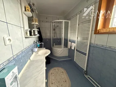 Na predaj 7-izbový dom, 360 m², Poprad