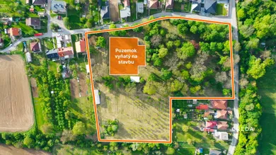 Na predaj pozemok, 239 m², Bojná