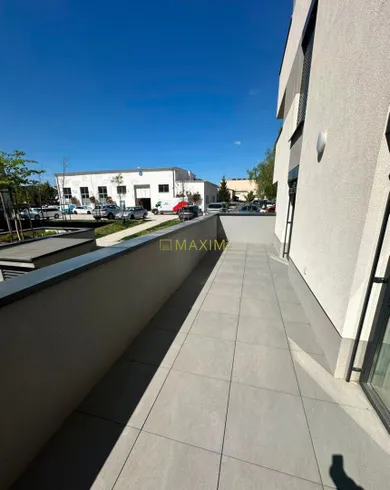 Na predaj 2-izbový byt, 43 m², Stupava, Cementárenská