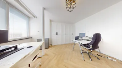Na prenájom komerčné, 97 m², Bratislava-Nové Mesto, Jánoškova