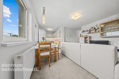 Na predaj 3-izbový byt, 61 m², Nová Dedinka, Hlavná