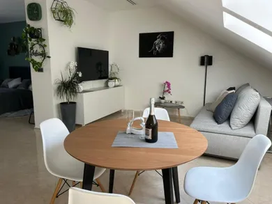 Na predaj 2-izbový byt, 144 m², Bratislava-Staré Mesto