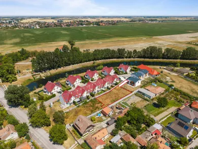 Na predaj pozemok, 691 m², Šamorín, Labutia