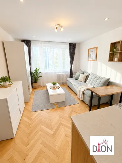 Mieszkania na wynajem, 1-pokojowe, Banská Bystrica · €470