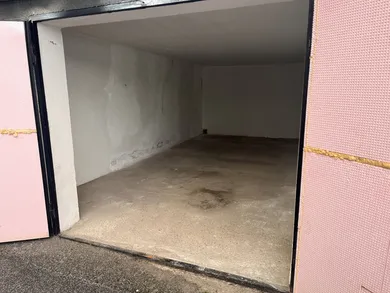 Na predaj objekt, 18 m², Bratislava-Ružinov, Zálužická