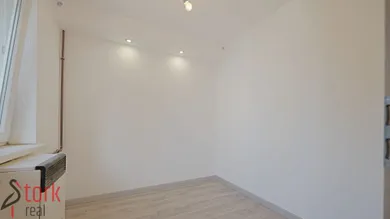 Na predaj 1-izbový byt, 30 m², Považská Bystrica, Mierová