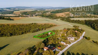 Na predaj pozemok, 104 m², Polianka