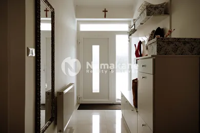 Na predaj dom, 166 m², Nové Zámky, Komjatická
