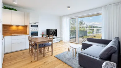 Na prenájom 2-izbový byt, 71 m², Bratislava-Dúbravka, Martina Granca