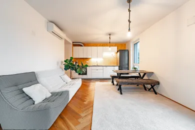Na predaj 2-izbový byt, 54 m², Bratislava-Ružinov, Kvačalova