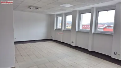 Na prenájom komerčné, 63 m², Žilina, Daniela Dlabača