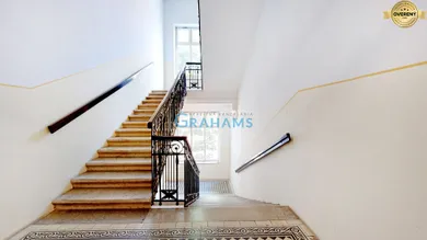 Na prenájom komerčné v Bratislava-Staré Mesto · €890 · Čiastočná rekonštrukcia